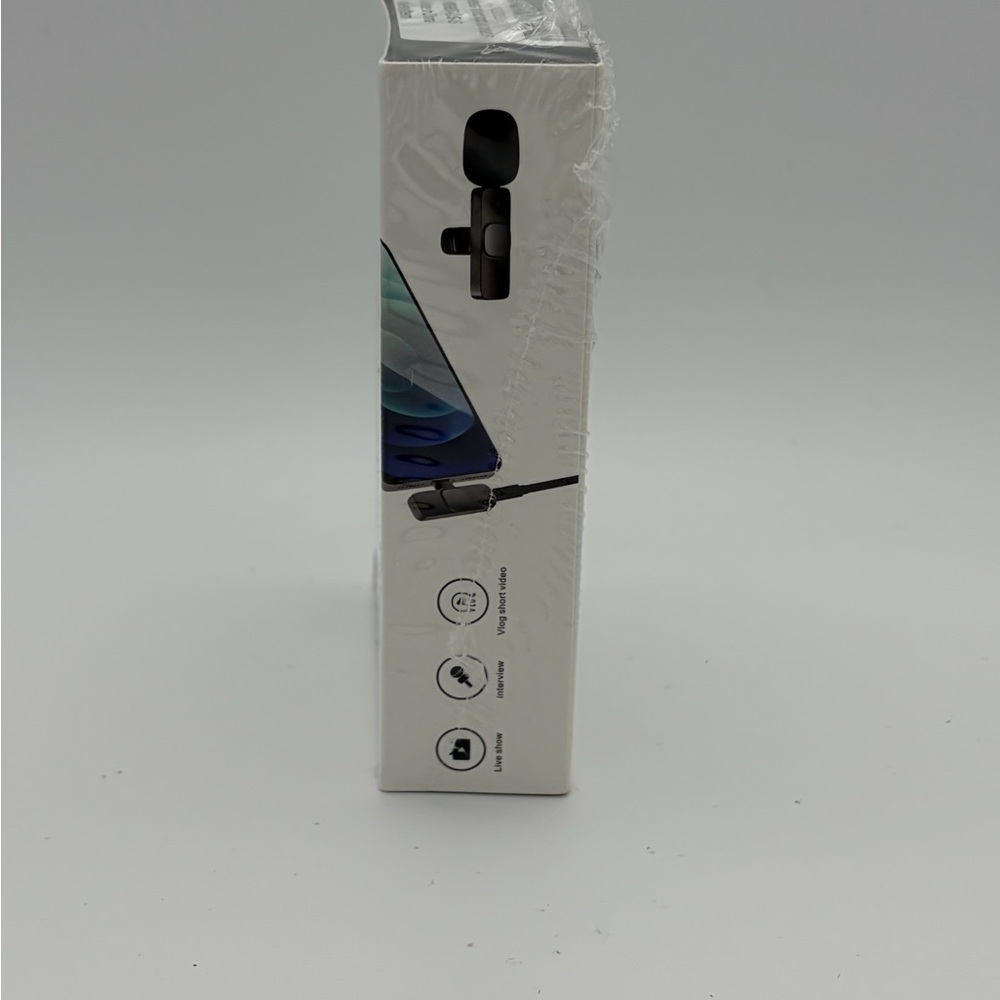 Wireless Lavalier Microphone for Smartphones - Black - Picture 2 of 5